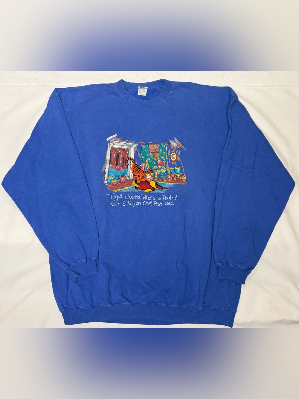 Vintage Embroidered Winnie the Pooh & Tigger Crewneck Sweatshirt